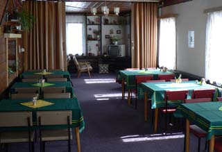  ;  ;  ;  Pebzion JISKRA - restaurace